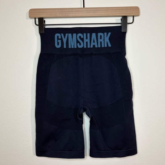 Gymshark Flex Cycling Shorts in Navy - Picture 5 of 12